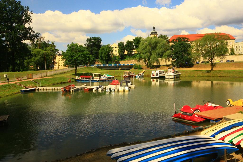 Hotel Zamkowy Mlyn Krapkowice Exterior photo